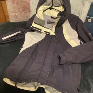 Columbia navy blue ski/snow jacket